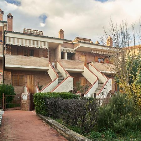 Little Brick House On Siena Hills With Balconies Appartement Buitenkant foto