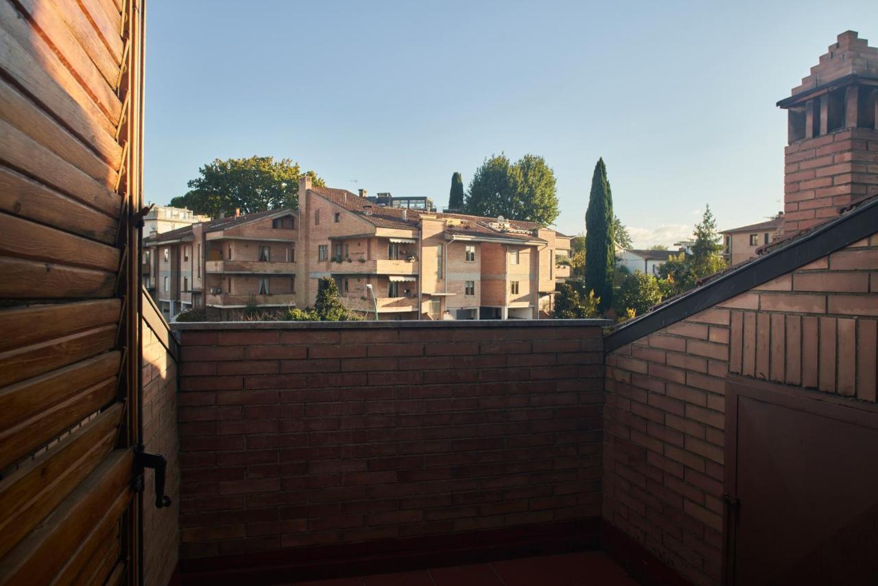 Little Brick House On Siena Hills With Balconies Appartement Buitenkant foto